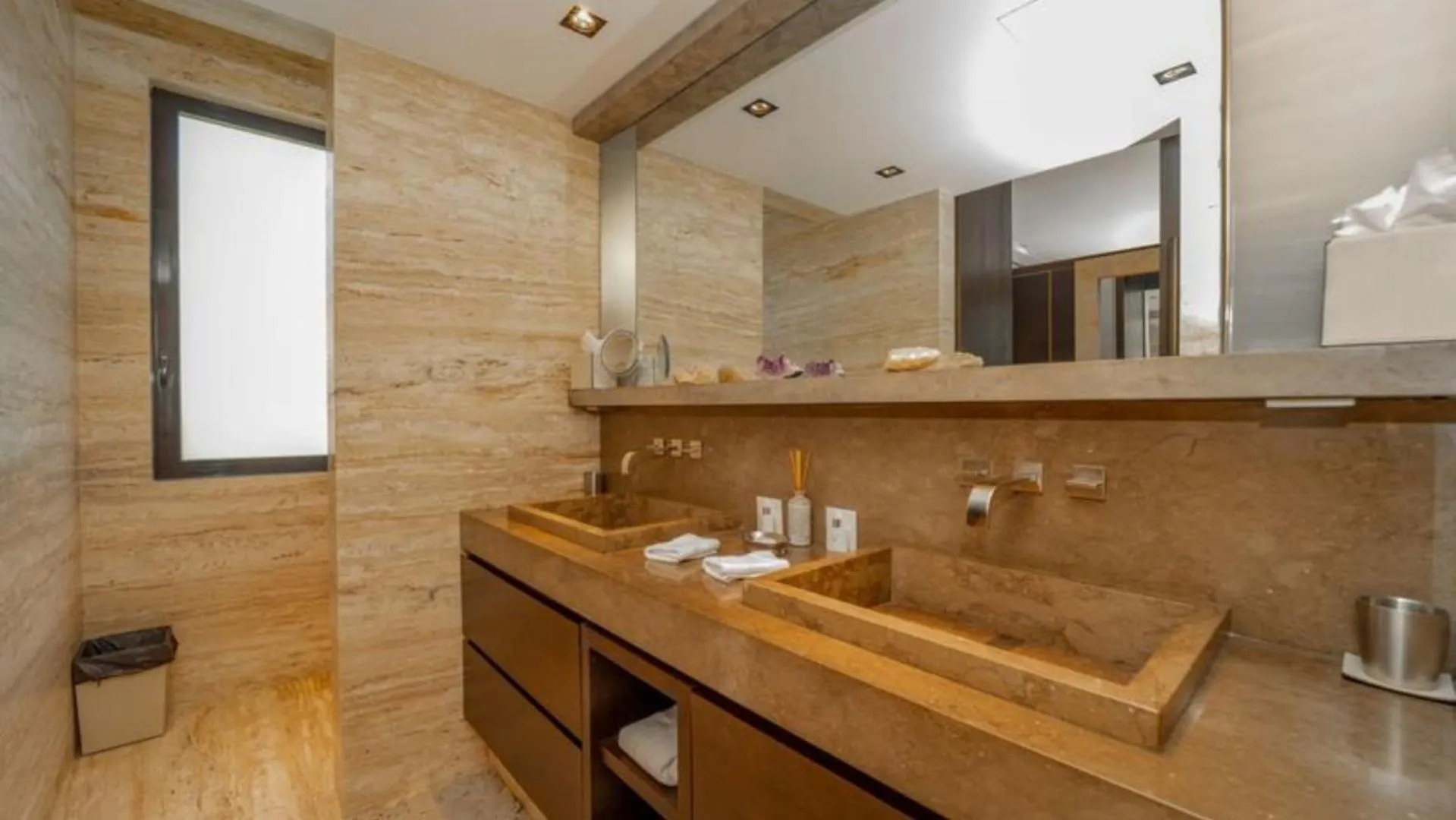 Ideally Located Contemporary Villa St. Barthelemy Svatý Bartoloměj